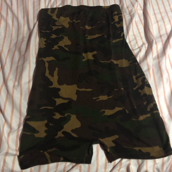 CAMOUFLAGE STRAPLESS ROMPER😍 - Picture 2 of 6